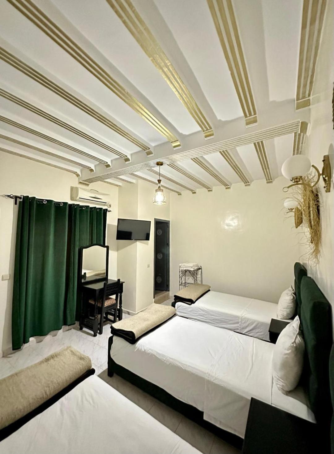 Hotel Zaghro Tajda Екстериор снимка